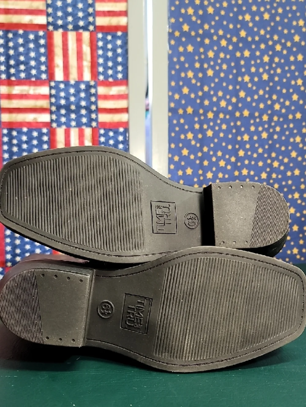 **Time and Tru Black Rubber Boot Sole - Heavy Tread** - Picture 5 of 6